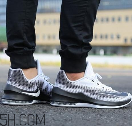 篮球鞋会越穿越大吗,篮球鞋会越穿越大吗欧文6