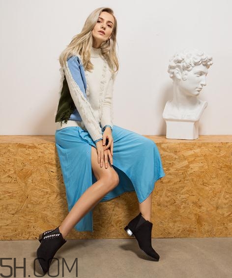 达芙妮鞋子偏大吗,达芙妮的鞋子是不是偏大