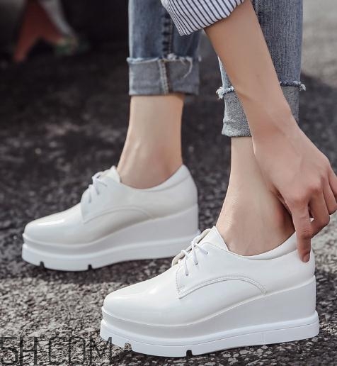 白皮鞋发黄有什么办法变白,白色皮鞋发黄了怎么办?