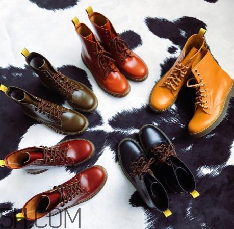 马丁靴可以夏天穿吗,马丁靴只能冬天穿吗 马丁靴可以夏天穿吗,马丁靴只能冬天穿吗