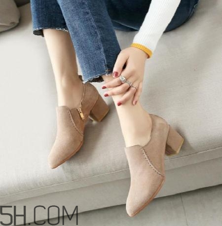 翻毛皮鞋子沾水了怎么办,翻毛皮鞋沾水了之后如何处理