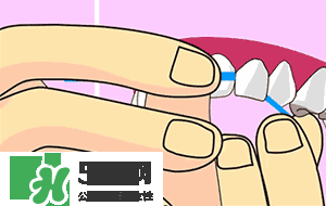 烫伤水泡能挑破吗(烫伤的水泡可以挑破吗) 烫伤水泡能挑破吗(烫伤的水泡可以挑破吗)