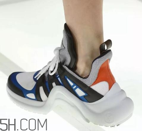 lv品牌介绍的简介,lv品牌介绍ppt