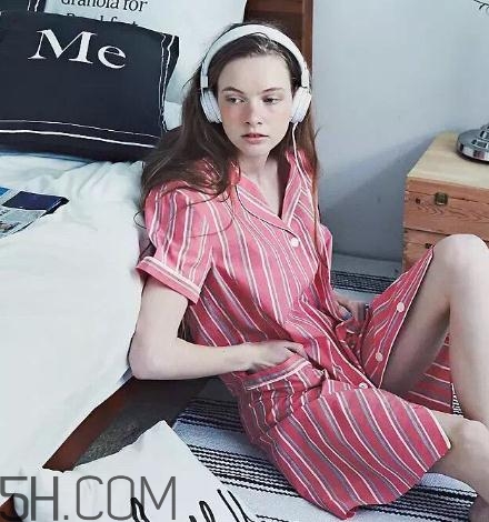 真丝睡衣用什么洗,真丝丝绒衣服怎么洗涤和保养方法