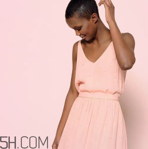 des petits hauts法国官网,DES PETITS HAUTS