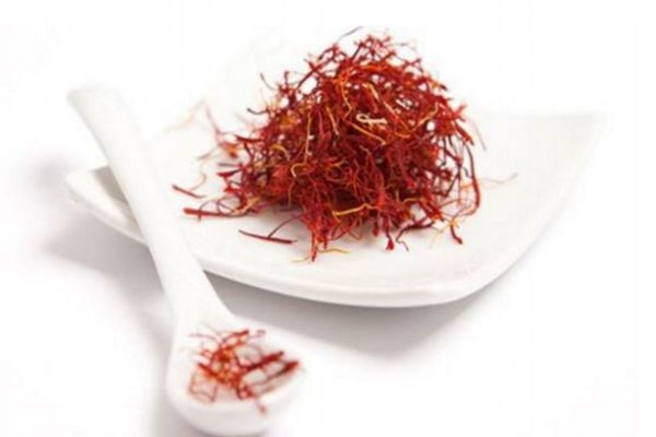 藏红花泡脚不能乱用(什么情况不能用藏红花泡脚) 藏红花泡脚不能乱用(什么情况不能用藏红花泡脚)