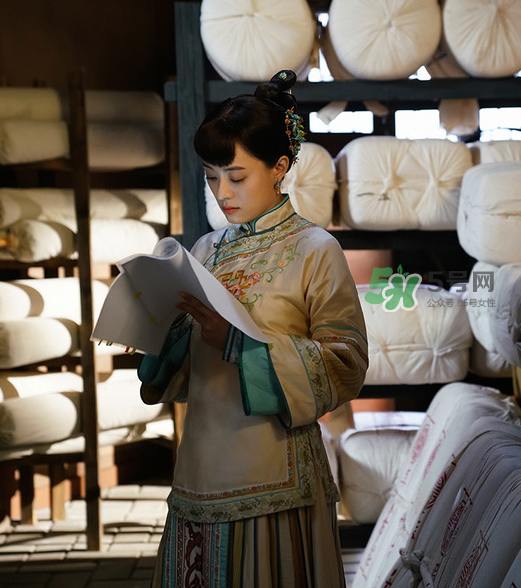 周莹的养子吴怀先孝顺吗,周莹后代吴怀先