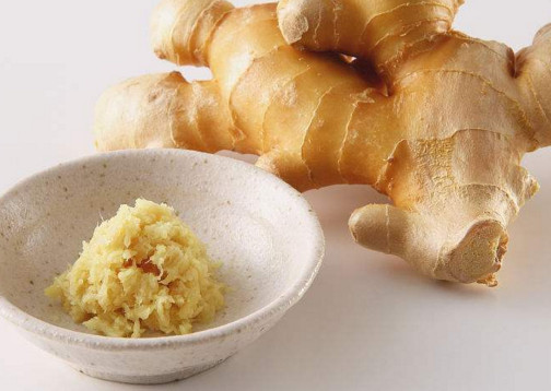 把生姜放在肚脐上可以减肥吗,用姜贴在肚脐上有没有减肥效果