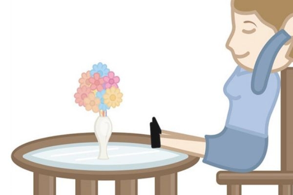 风湿腿疼可以贴膏药(风湿腿疼可以贴膏药吗)