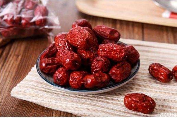 红枣可以多吃吗(红枣可以多吃吗?)