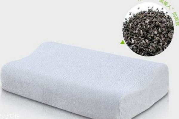 这些不适合用竹炭枕(竹炭枕头的副作用)