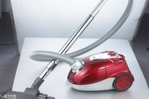 自己如何选择吸尘器(怎么选择吸尘器)