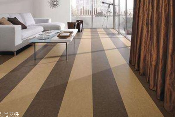 pvc地板护理注意事项(pvc地板保养方法及使用说明)