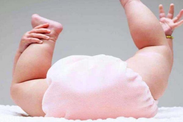 护臀霜有什么作用(宝宝护臀霜有什么作用)