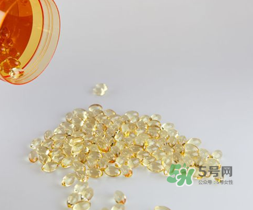 吃鱼肝油对眼睛好吗有什么功效,女人吃鱼肝油对眼睛好吗