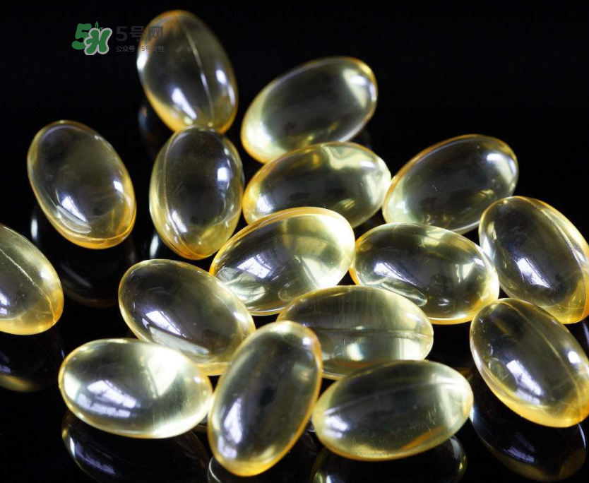 婴儿鱼肝油要吃到多大,宝宝吃鱼肝油要吃到多大