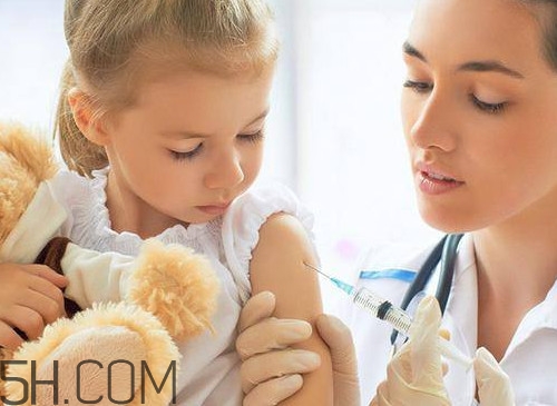 打完百白破会异常兴奋吗,打百白破有什么不良反应 打完百白破会异常兴奋吗,打百白破有什么不良反应