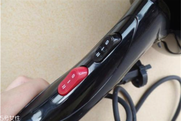 吹风机宿舍可以用吗(1200w吹风机宿舍可以用吗)