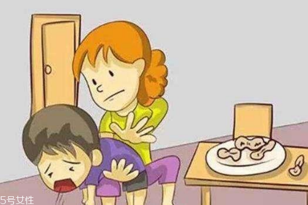 宝宝噎着怎么办(宝宝噎着了怎么办)