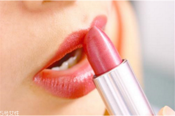 嘴角烂了怎么处理(嘴角烂了要怎么办才能快速好)