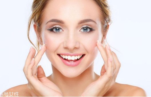 眼睛哭肿了怎么消肿(眼睛哭肿了怎么消肿最快方法) 眼睛哭肿了怎么消肿(眼睛哭肿了怎么消肿最快方法)