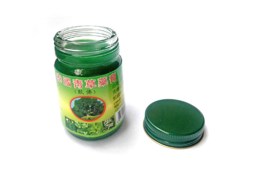 夏天青草膏有什么妙用(青草膏有什么功效)