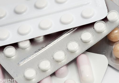 肾虚的症状(肾虚的症状及表现)