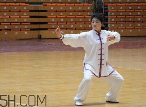 八段锦能治什么病吗,八段锦治疗什么病 八段锦能治什么病吗,八段锦治疗什么病