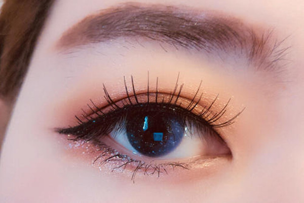 肿泡眼贴双眼皮的注意事项(肿眼泡可以用双眼皮贴吗)