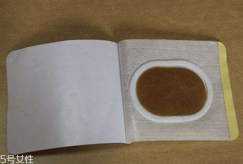 膏药的正确贴法(腰椎间盘突出膏药的正确贴法)