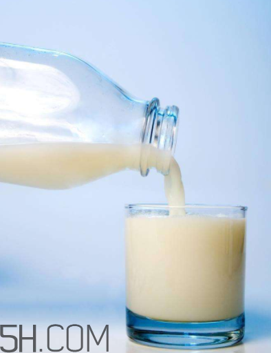 超市买牛奶怎么选,怎么选购牛奶