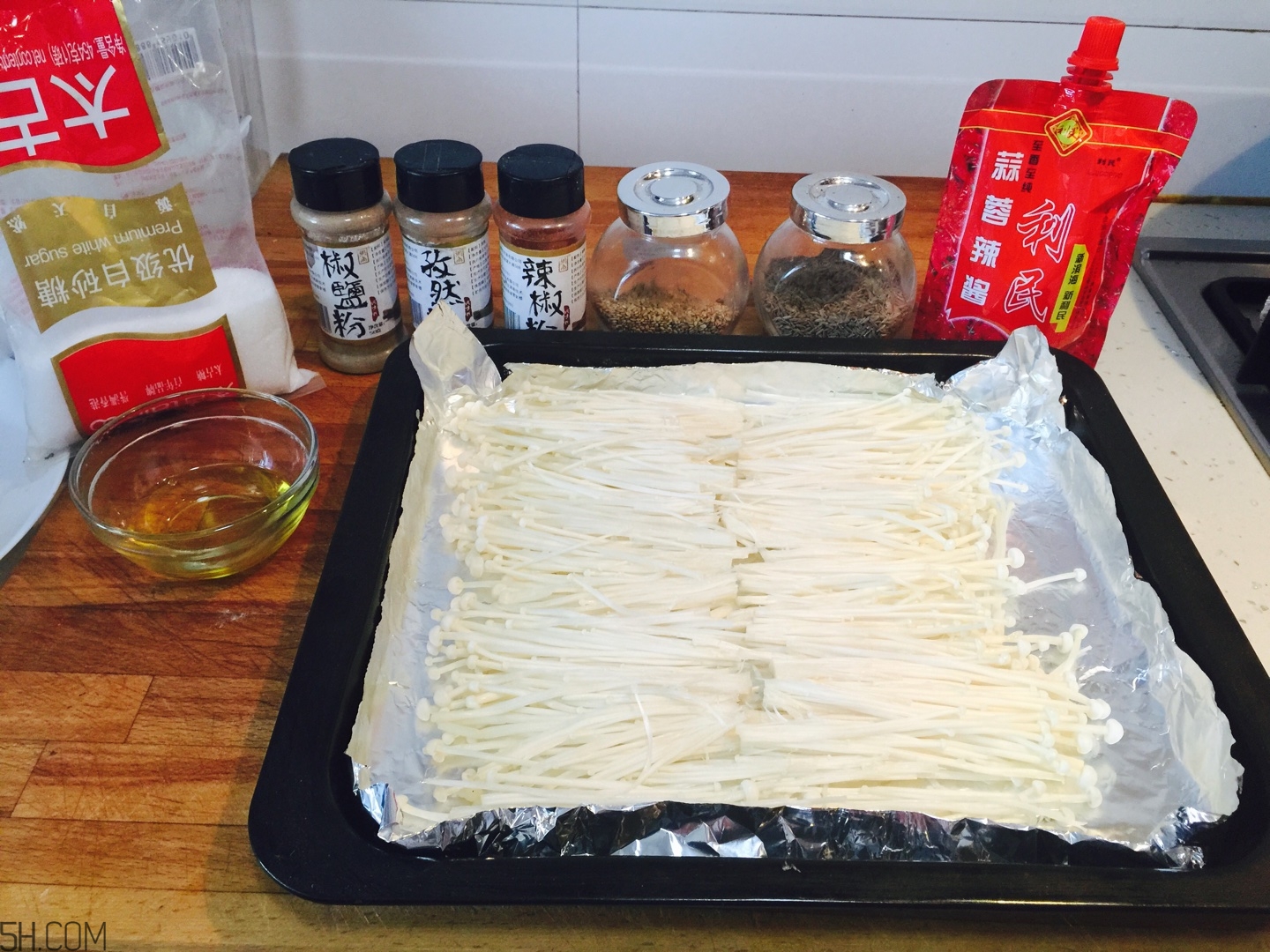 烤金针菇的做法 烤箱,烤金针菇怎么做好吃