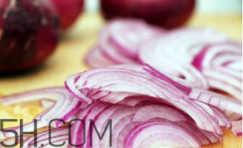 生蚝可以和洋葱一起吃吗,蚝油和洋葱能一起吃吗