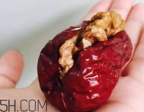 坚果是高热量食物吗?,坚果热量高么