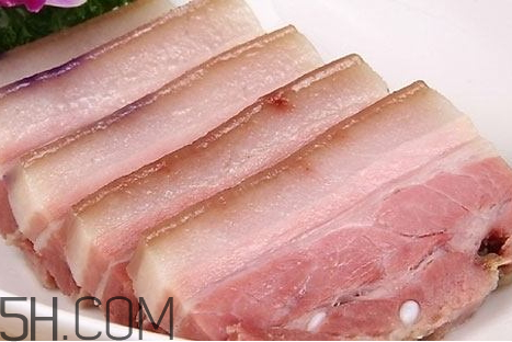 咸肉发霉了怎么办,咸肉有点发霉还能吃吗