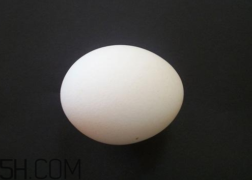 一个鸡蛋的热量是多少大卡,一个鸡蛋的热量需要运动多久