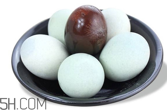 松花蛋是降火的吗,松花蛋是不是降火的