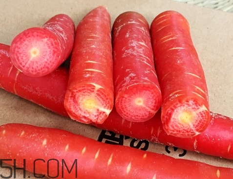 红萝卜的功效和作用以及营养价值,红萝卜的功效和作用禁忌