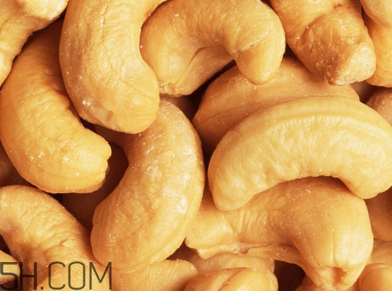 腰果价格多少钱一斤,腰果市场价多少钱一斤