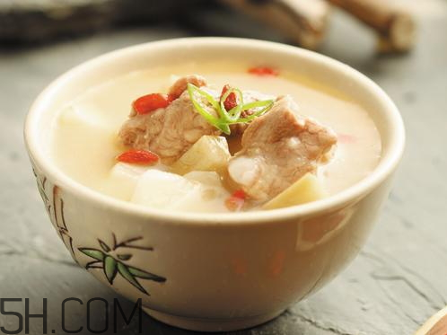 白萝卜枸杞汤做法,萝卜枸杞汤的做法