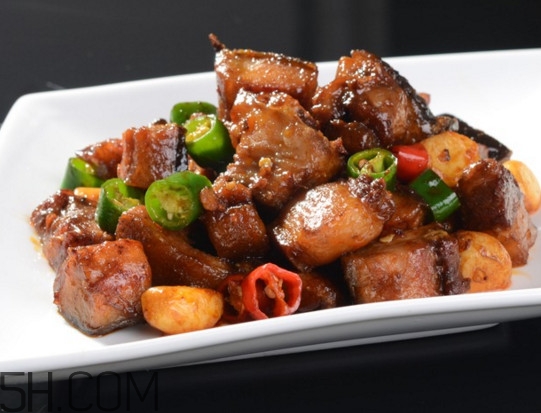 泡咸鱼用淡盐水 为什么,咸鱼为什么要用盐水泡而不用清水