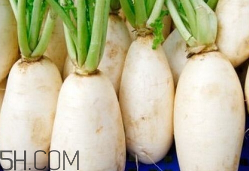 萝卜中间变蓝还能吃吗,萝卜里面发蓝能吃吗