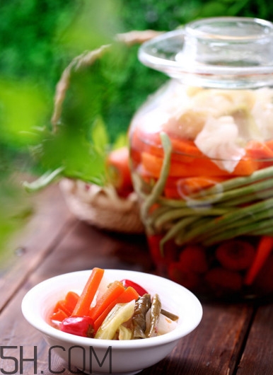 四川泡菜怎么做的视频,四川泡菜怎么做?