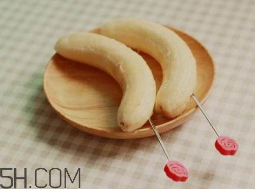 冻香蕉怎么扒皮,冷冻香蕉要不要扒皮