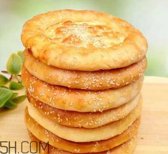 新疆人为什么吃馕,新疆为什么吃烤馕