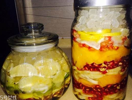 人体排毒时间(人体排毒时间表和最佳睡眠时间表) 人体排毒时间(人体排毒时间表和最佳睡眠时间表)