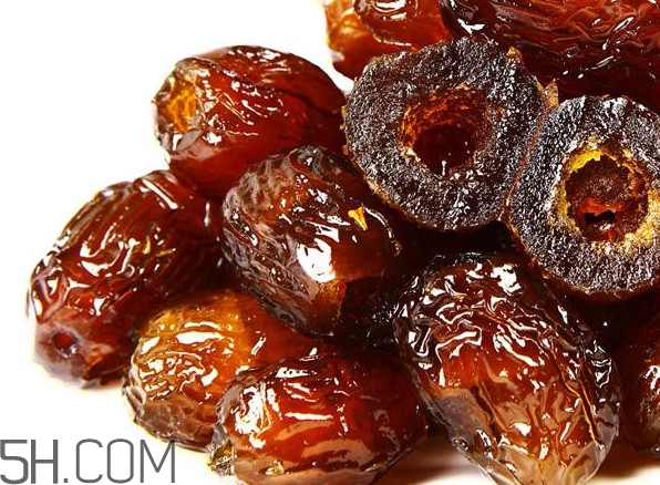 阿胶蜜枣怎么做的,红糖枣糕的制作方法及配方 阿胶蜜枣怎么做的,红糖枣糕的制作方法及配方