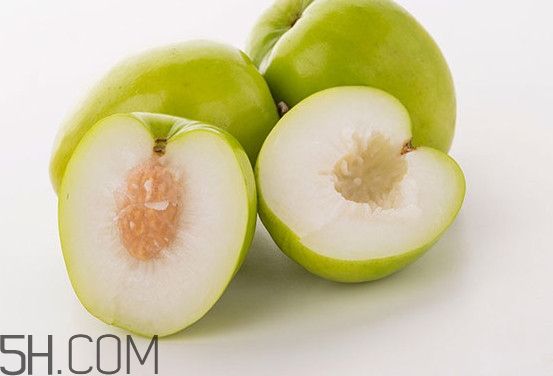 青枣可以和柿子一起吃吗,柿子饼可以和青枣一起吃吗