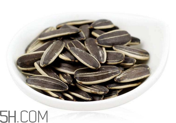 葵花籽怎么种植方法,葵花籽怎么种尖朝上还是朝下