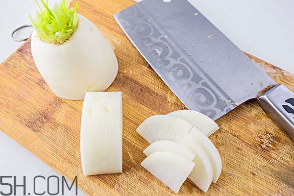 白萝卜的心发蓝是怎么回事,白萝卜心发蓝色是怎么回事